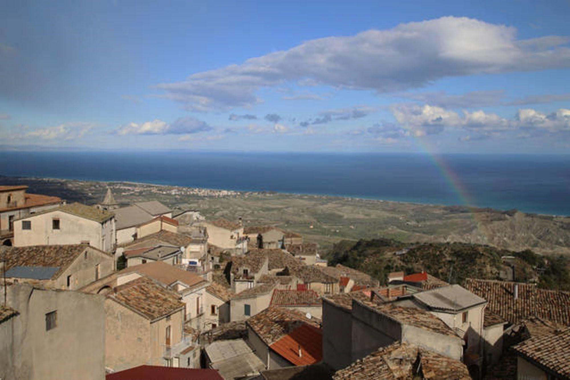 Perla Del Borgo Appartamenti Santa Caterina dello Ionio Zewnętrze zdjęcie