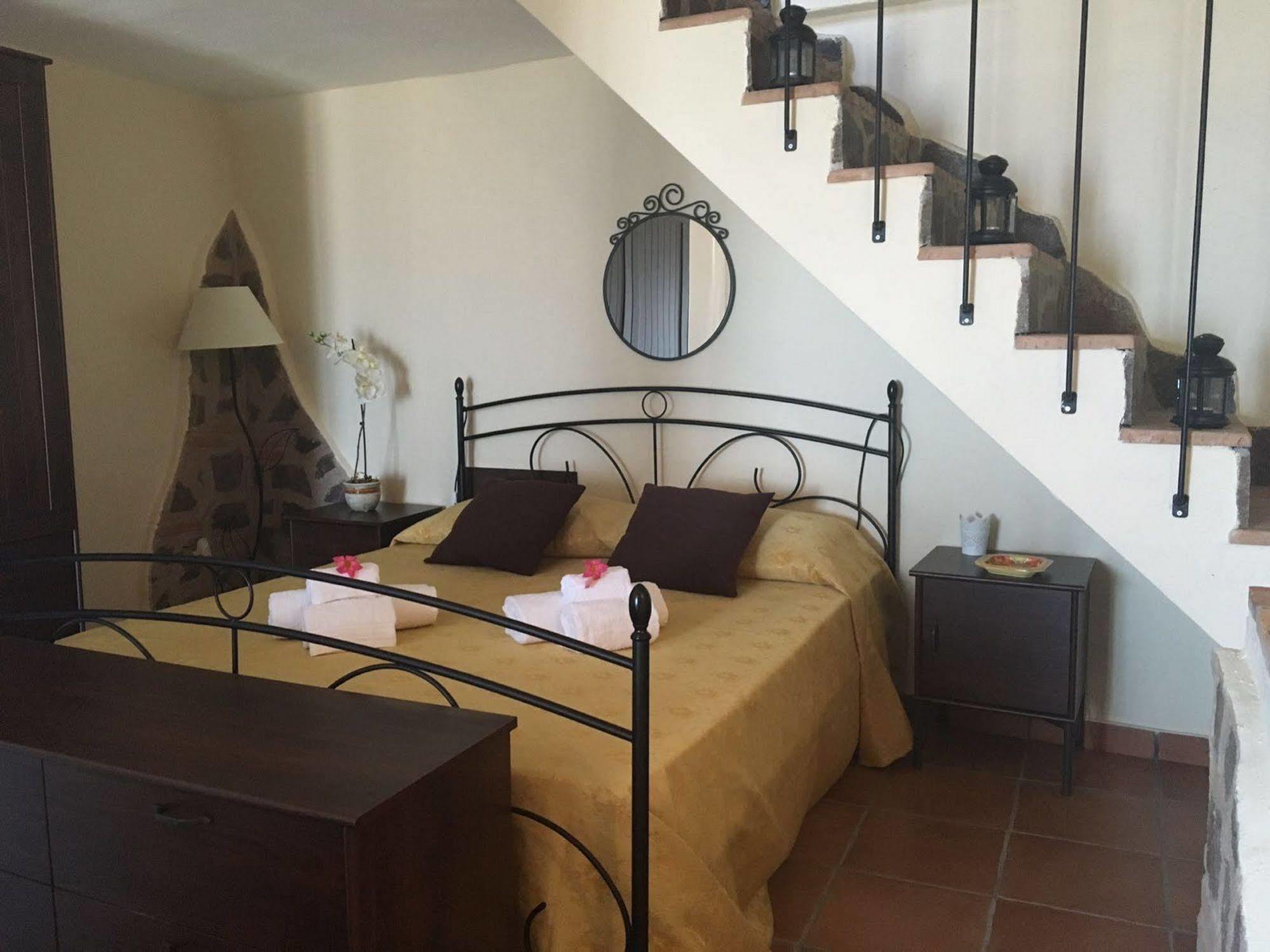 Perla Del Borgo Appartamenti Santa Caterina dello Ionio Zewnętrze zdjęcie